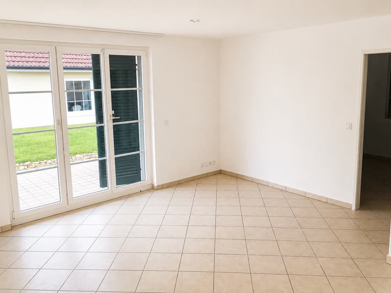 Ruhige 4-Zimmer-Erdgeschosswohnung mit grosszügigem Sitzplatz (3)