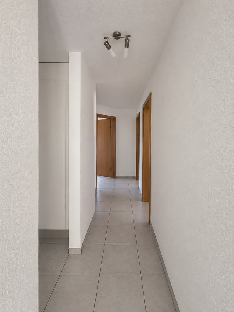 Helle 3.5-Zimmer-Erdgeschosswohnung mit Gartensitzplatz (3)