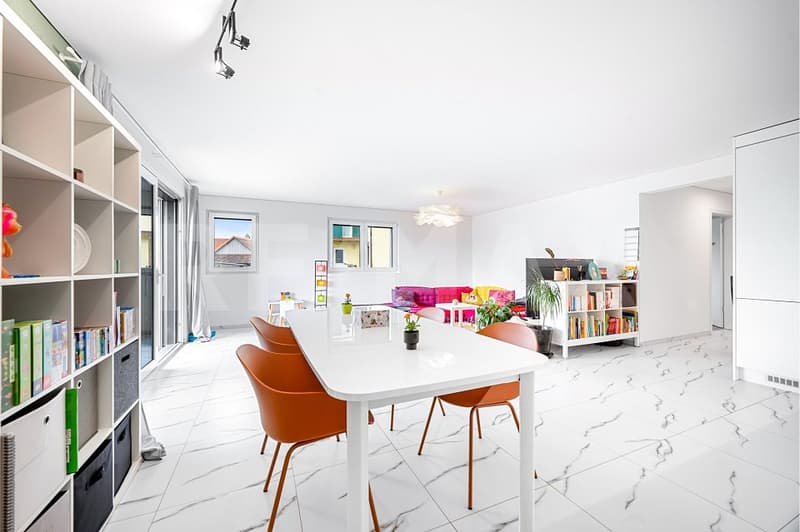 Appartement 4.5 pièces avec grand jardin privatif confort moderne et cadre verdoyant à Russy (9)