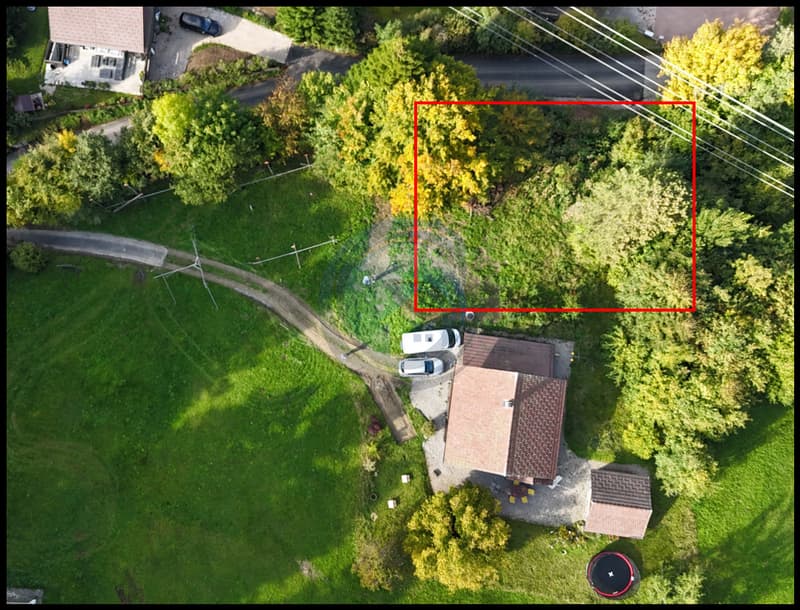 À VENDRE - TERRAIN AUX PACCOTS AVEC PERMIS EN FORCE (5)