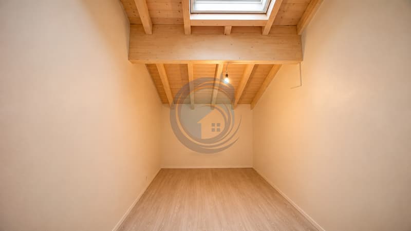 CHARMANT APPARTEMENT 4,5 PCES AU DERNIER ETAGE - LIBRE DE SUITE (11)
