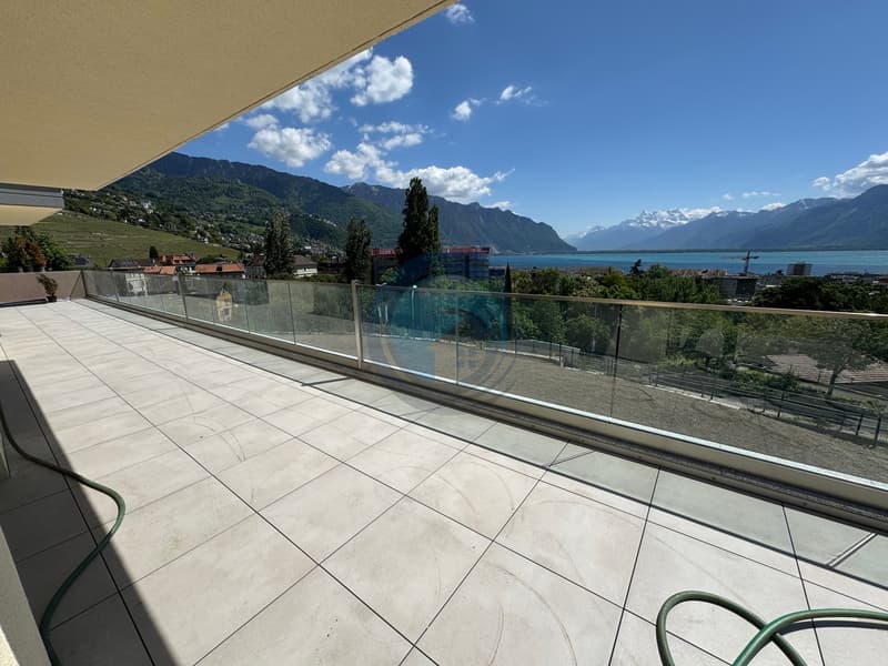 APPARTEMENT NEUF DE 4,5 PIÈCES AVEC VUE PANORAMIQUE SUR LE LAC (12)