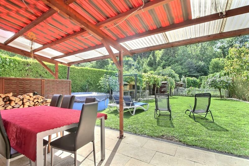 CHARMANTE MAISON MITOYENNE DE 7.5 PIÈCES (3)