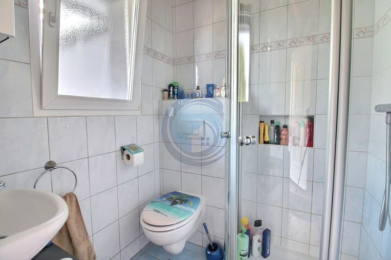CHARMANTE MAISON MITOYENNE DE 7.5 PIÈCES (10)