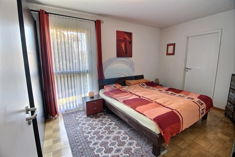 BEL APPARTEMENT D'ANGLE DE 3 PCES AVEC BALCON-PROCHE DES RIVES DU LAC (4)