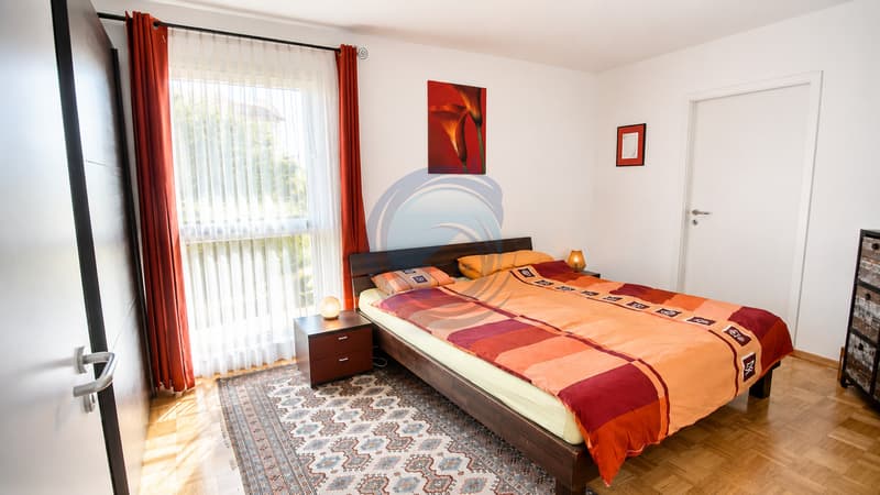 BEL APPARTEMENT D'ANGLE DE 3 PCES AVEC BALCON-PROCHE DES RIVES DU LAC (5)