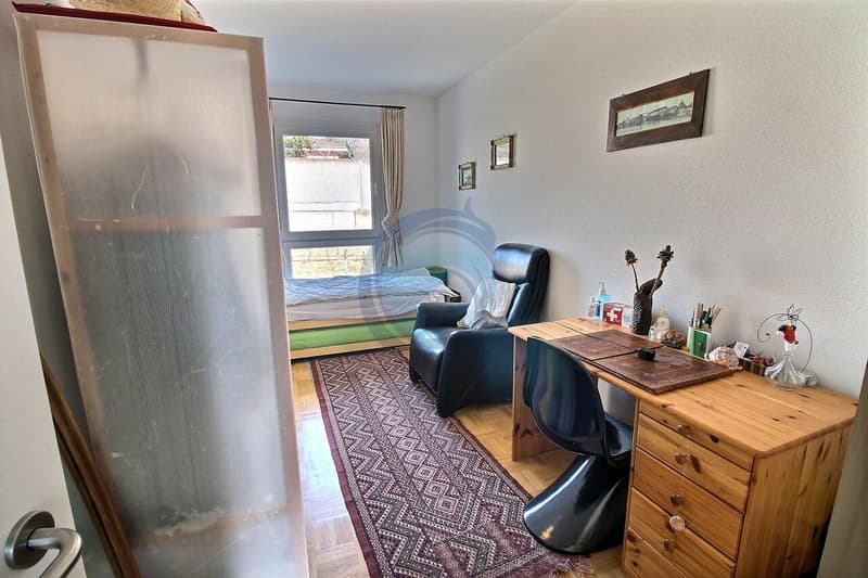 BEL APPARTEMENT D'ANGLE DE 3 PCES AVEC BALCON-PROCHE DES RIVES DU LAC (10)