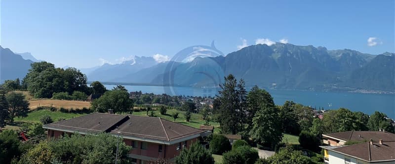 SUPERBE PROPRIÉTÉ MULTIFAMILIALE DE 4 LOGEMENTS AVEC VUE IMPRENABLE SUR LE LAC (2)