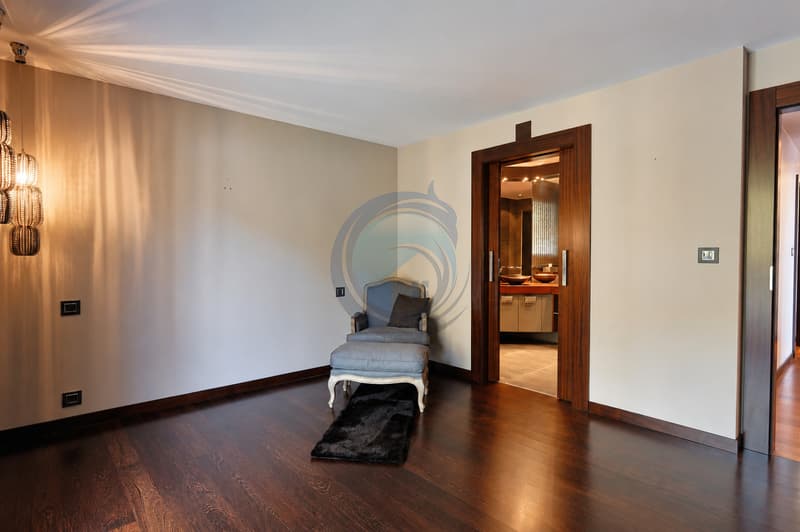 SOMPTUEUX APPARTEMENT EN DUPLEX DE 5.5 PIÈCES AVEC VUE SUR LE LAC (10)