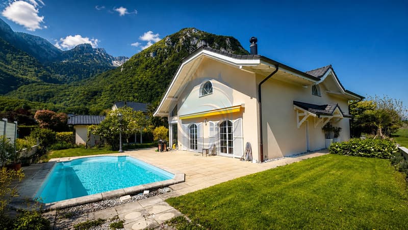 CHARMANTE VILLA INDIVIDUELLE DE 6,5 PIÈCES AVEC CACHET ET PISCINE (6)