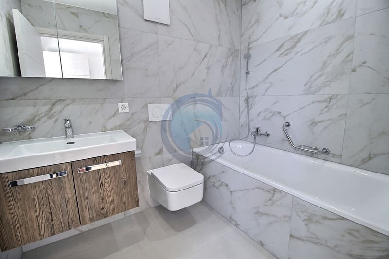 MAGNIFIQUE APPARTEMENT DE STANDING DE 4,5 PIÈCES AVEC BALCONS (13)