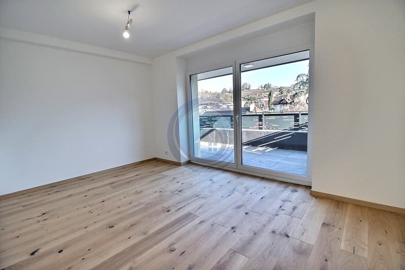 MAGNIFIQUE APPARTEMENT DE STANDING DE 4,5 PIÈCES AVEC BALCONS (11)