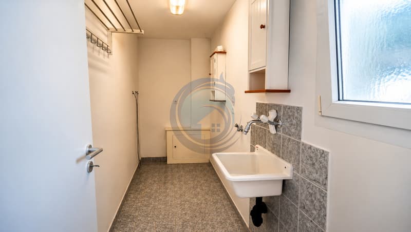 SUPERBE DUPLEX D'ANGLE 4,5 PCES - TERRASSE, BALCON ET JARDIN PRIVATIF (11)