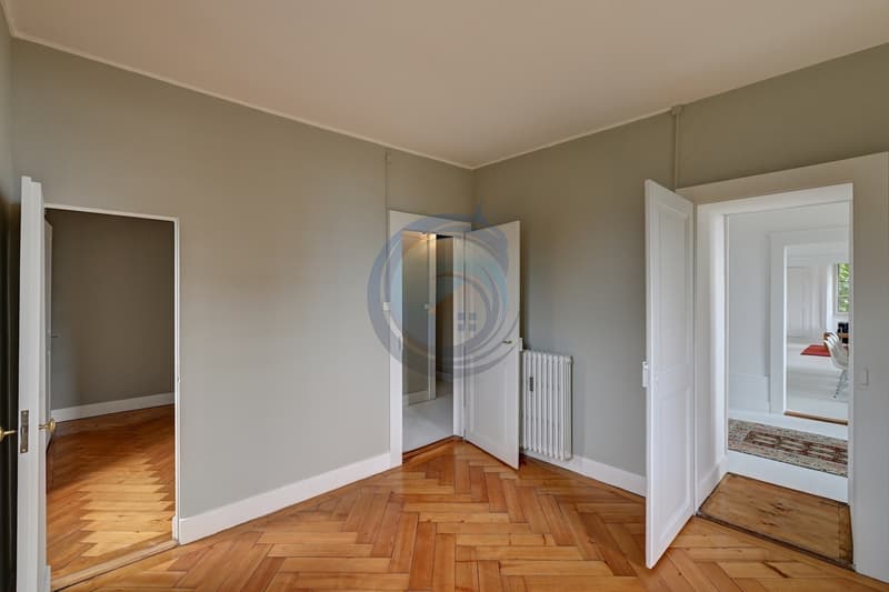 MAGNIFIQUE APPARTEMENT DE 7,5 PIÈCES AVEC VUE SUR LE LAC (12)