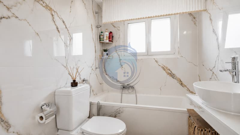 BELLE VILLA INDIVIDUELLE RÉNOVÉE AVEC GRAND TERRAIN ET VUE DÉGAGÉE (8)