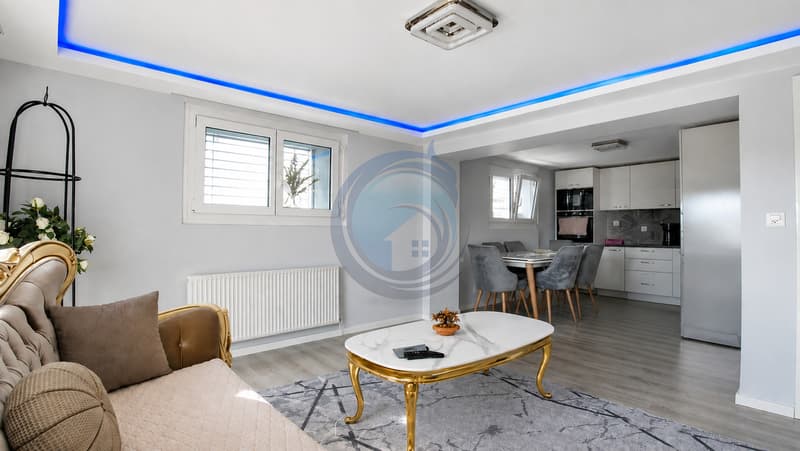BELLE VILLA INDIVIDUELLE RÉNOVÉE AVEC GRAND TERRAIN ET VUE DÉGAGÉE (4)