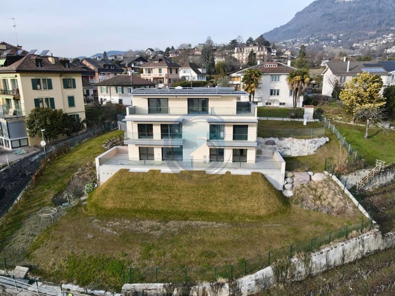 APPARTEMENT DE 2,5 PIÈCES EN ATTIQUE AVEC VUE PANORAMIQUE SUR LE LAC (11)