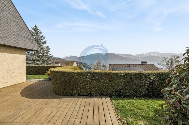 MAGNIFIQUE APPARTEMENT DE 6,5 PIÈCES AVEC TERRASSE ET JARDIN (8)