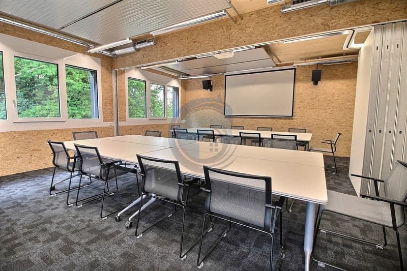 ESPACE DE TRAVAIL POUR ENTREPRISES (4)