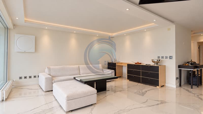 MAGNIFIQUE APPARTEMENT DE STANDING DE 4,5 PIÈCES AVEC VUE SUR LE LAC (5)