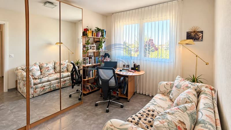 CHARMANTE MAISON MITOYENNE DE 5.5 PIÈCES AVEC JARDIN ET TERRASSE (10)