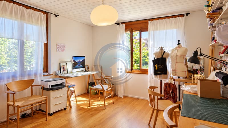 CHARMANTE VILLA INDIVIDUELLE "VAUDOISE" AVEC JARDIN ET VUE SUR LE LAC (13)