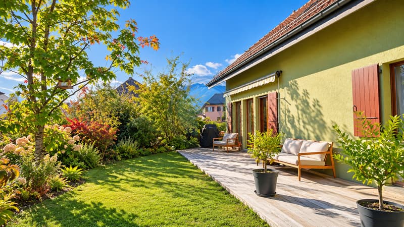 CHARMANTE VILLA INDIVIDUELLE "VAUDOISE" AVEC JARDIN ET VUE SUR LE LAC (8)