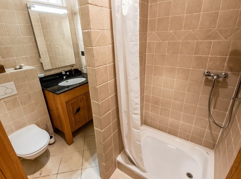 Magnifique appartement en duplex de 6.5 pièces avec SPA et piscine (6)