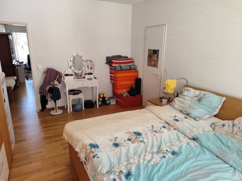 Helle 4.5-Zimmer-Wohnung mit Balkon und schöner Aussicht in Köniz (8)