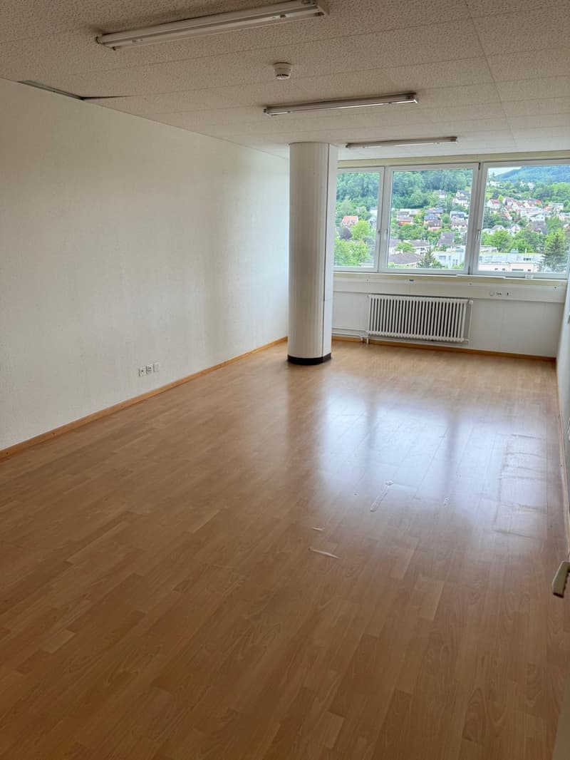 Espace de bureau/commercial moderne à louer à Muttenz - 400m² (Farnsburgerstrasse 8) (4)