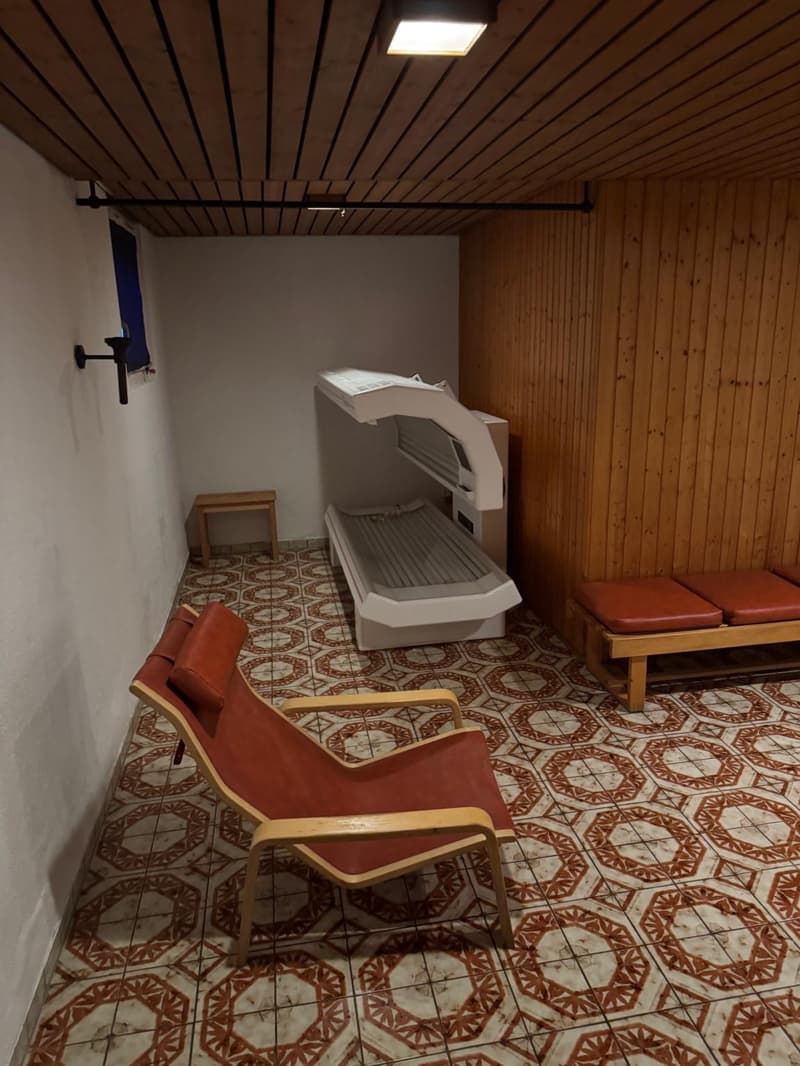 Sauna mit Solarium an der Austrasse in Basel zu vermieten (2)