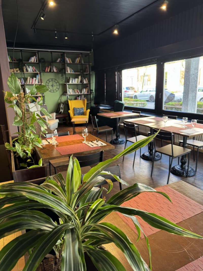 Gewerbe-Räumlichkeit Restaurant im Matthäusquartier zu vermieten (2)