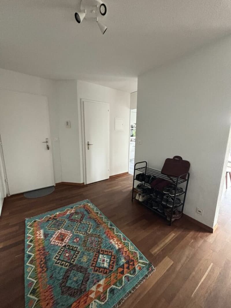 Natur nah, Stadt in kürze erreichbar  - attraktive 3.5-Zimmer Wohnung (3)