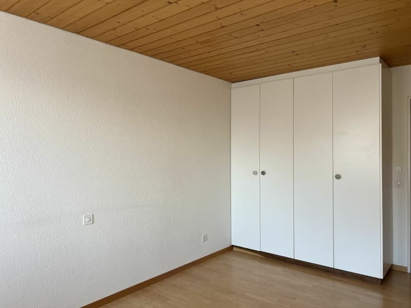 4.5-Zimmerwohnung 1. OG mit Seesicht im Zentrum von Beatenberg (9)