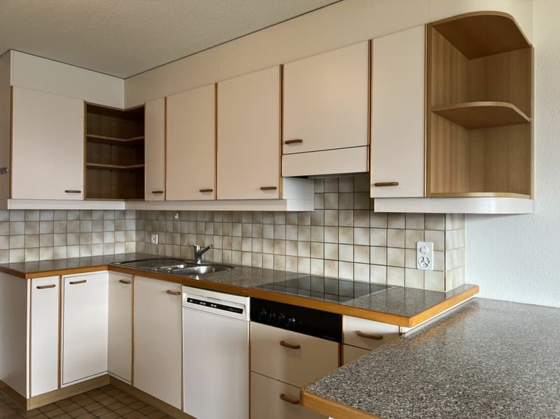 4.5-Zimmerwohnung 1. OG mit Seesicht im Zentrum von Beatenberg (15)