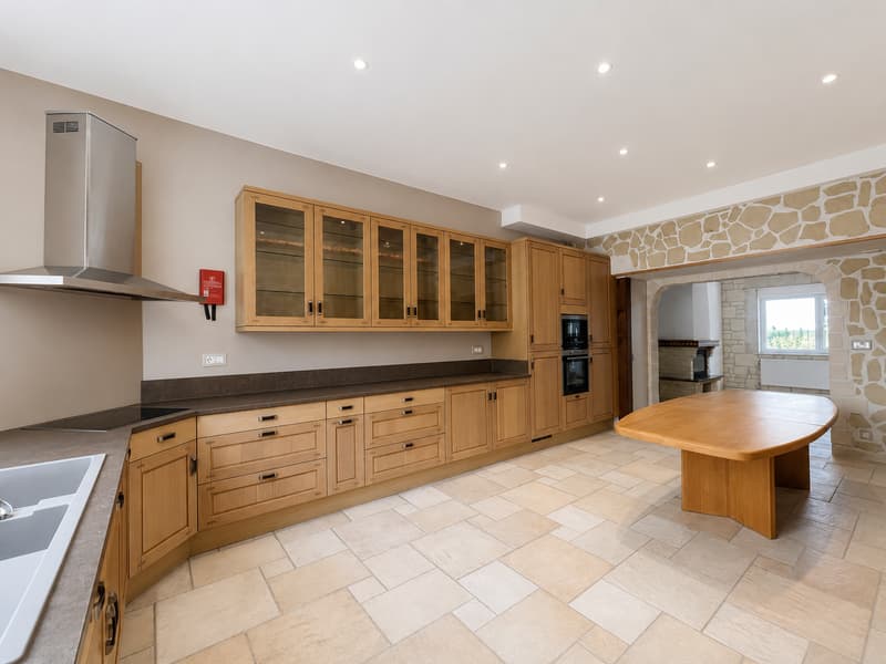 Charmante maison villageoise de deux appartements au coeur de Marin (6)