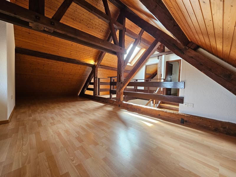 wooden ceiling, wooden floor, wooden railing, power outlets