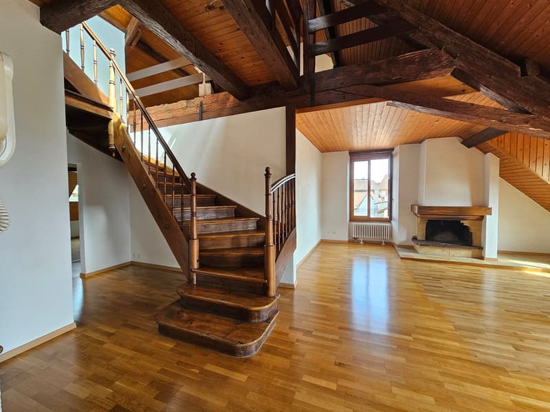 wooden staircase, wooden floor, fireplace, wooden ceiling
