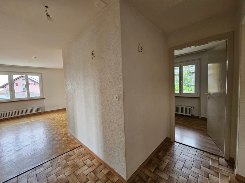Appartement 4 pièces avec balcons et garage à Val-de-Ruz (11)