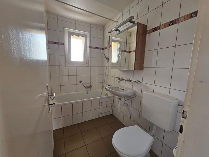 Appartement 4 pièces avec balcons et garage à Val-de-Ruz (10)