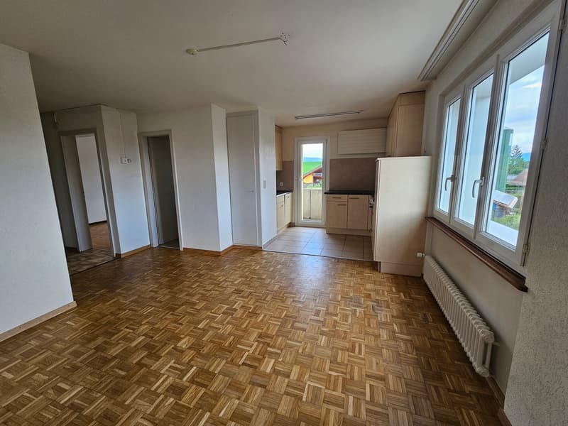 Appartement 4 pièces avec balcons et garage à Val-de-Ruz (3)
