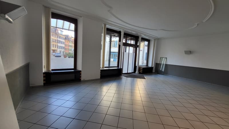 Local commercial à louer – Place de la Liberté, La Neuveville (3)