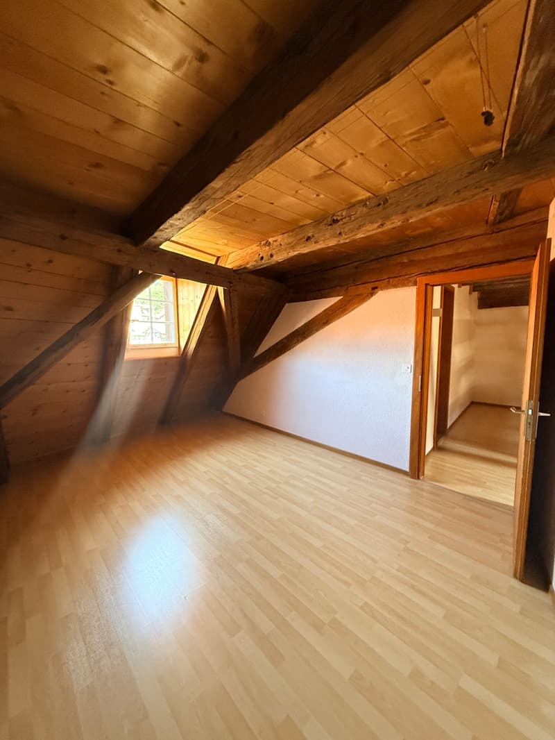 FRIBOURG - PLACE DU PETIT-ST-JEAN 39 - CHARMANT APPARTEMENT - 4.5 (10)