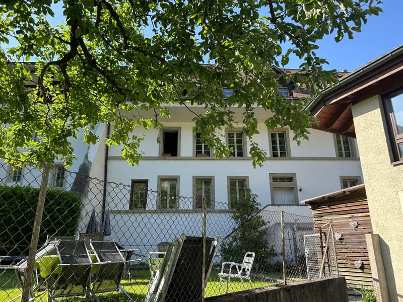 FRIBOURG - PLACE DU PETIT-ST-JEAN 39 - CHARMANT APPARTEMENT - 4.5 (1)