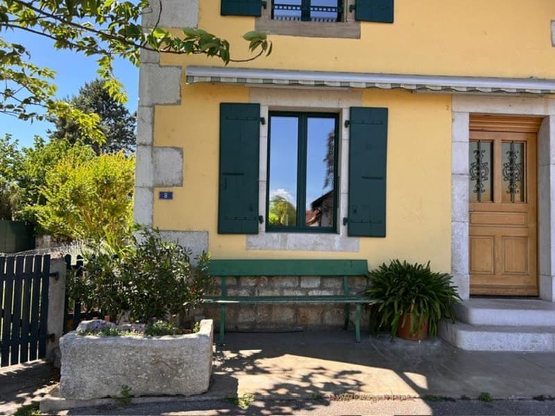 Beau triplex rénové (2)