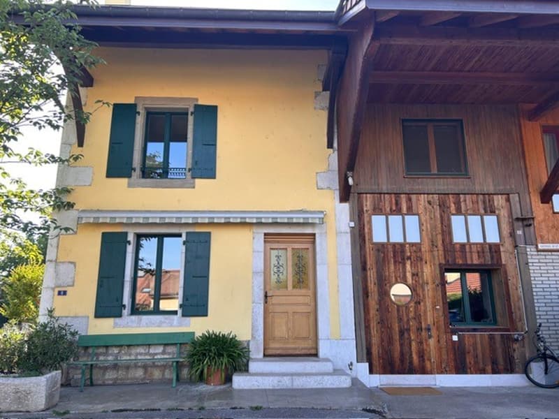 Beau triplex rénové (4)