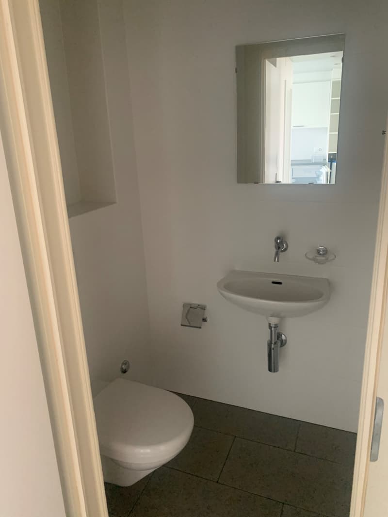 wc_separe.jpg