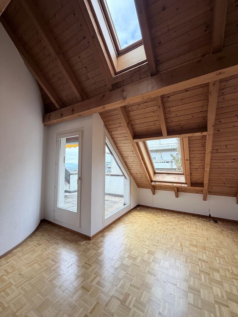 Charmant 3,5 pièces en attique avec mezzanine et terrasse (10)