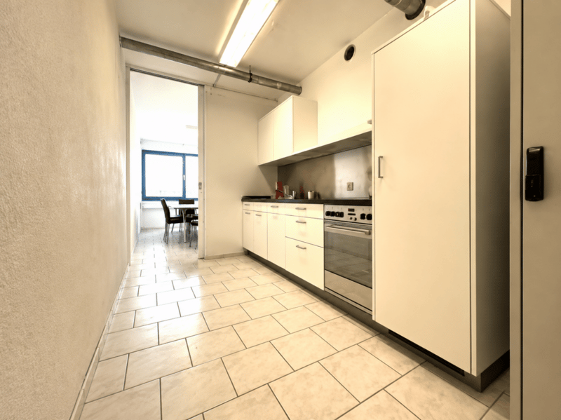 Administratif/Bureau 4 pièces 200 m2 à Kerzers (5)