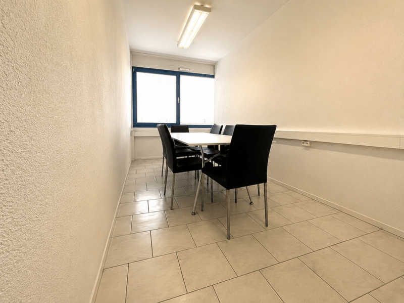 Administratif/Bureau 4 pièces 200 m2 à Kerzers (4)